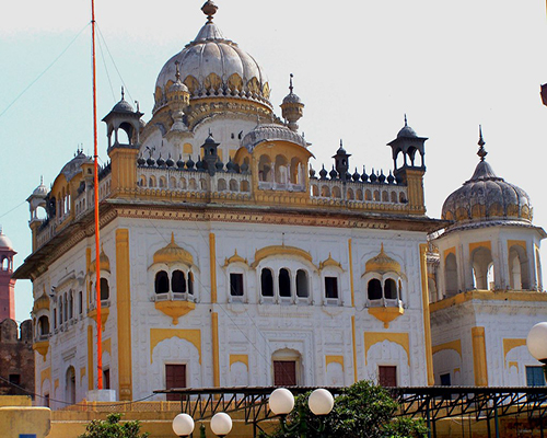 Gurudwara-Dera-Sahib-Panjvin-Patshahi-Lahore-2 (1)