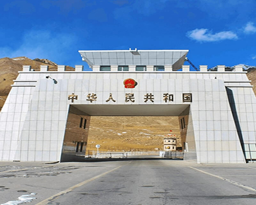 Khunjerab-Pass-Pak-China-Border-L-800x960