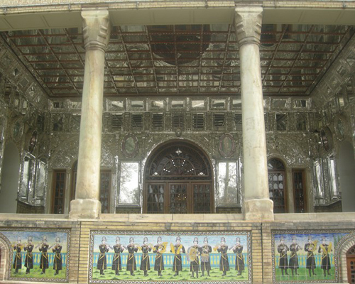 Meidan-Emam-Naqsh-e-Jahan-Square-Isfahan-Iran