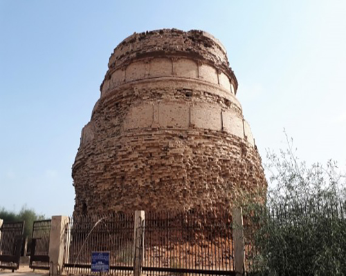 Thul-Mir-Rukan-stupa-near-Dadu-Sindh