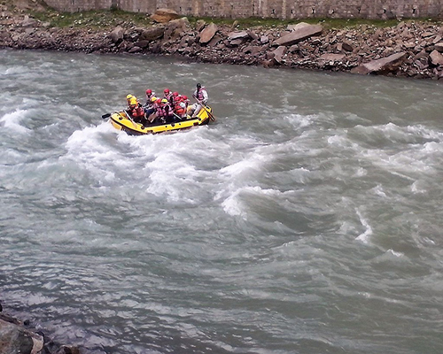 rafting_in_northern_area_of_pakistan